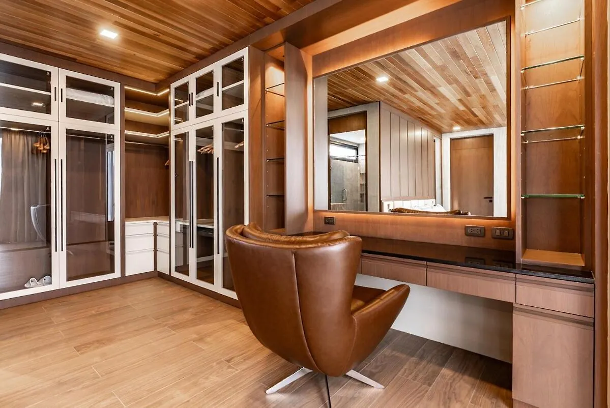 Chariot By Villacarte Layan Beach  Villa Layan Beach (Phuket)