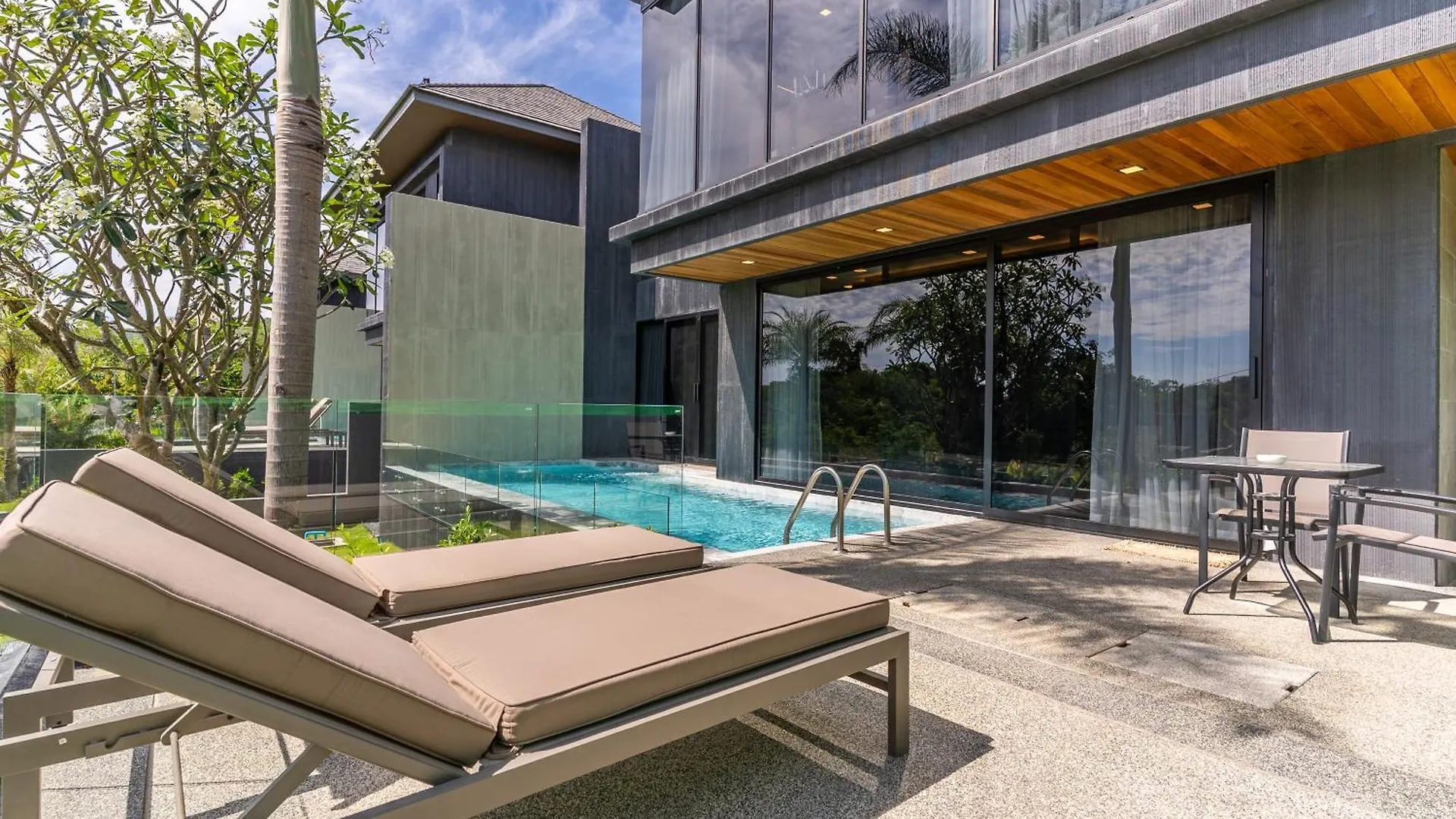 Chariot By Villacarte Layan Beach  0*, Layan Beach (Phuket)