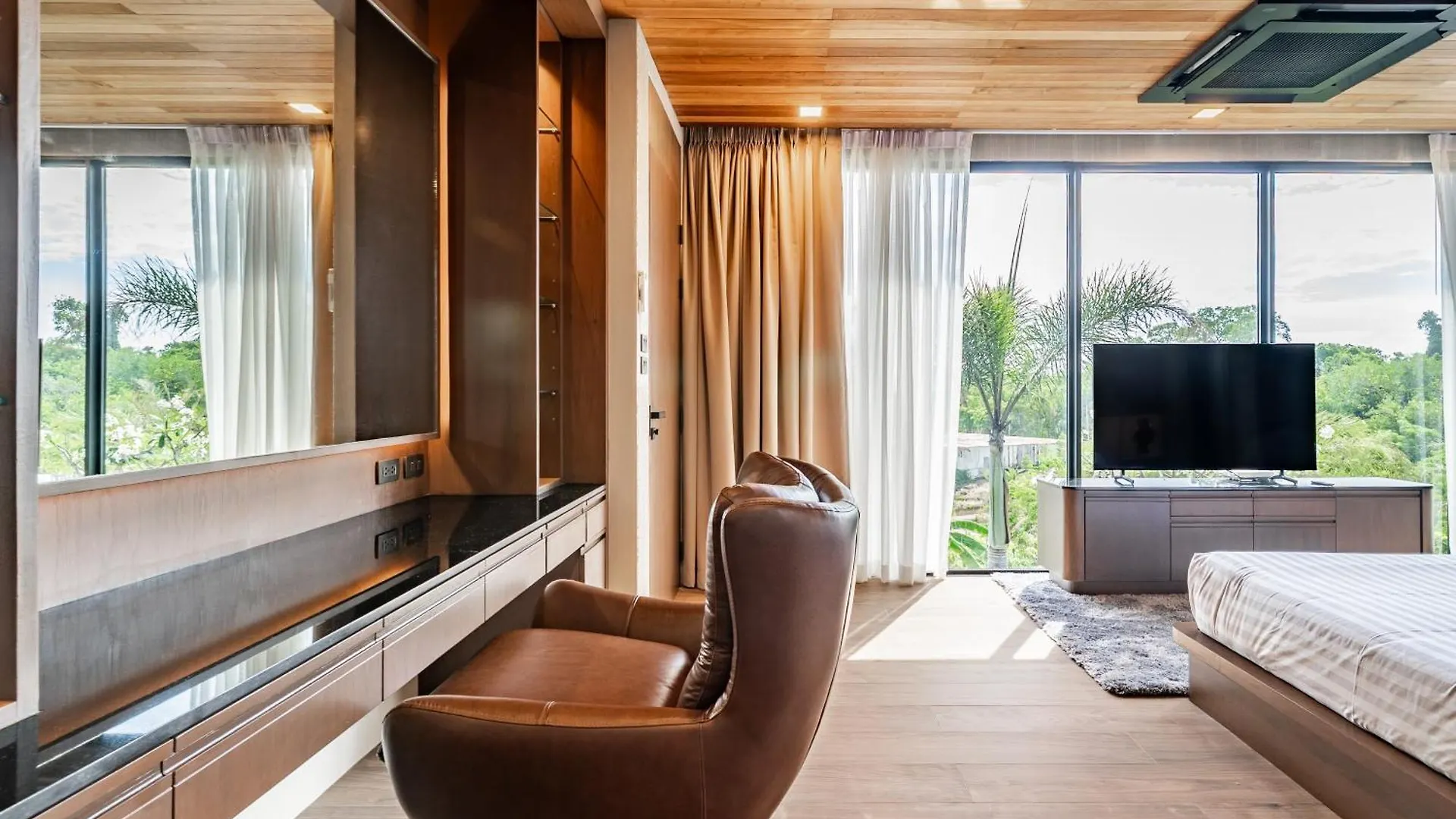 Villa Chariot By Villacarte Layan Beach